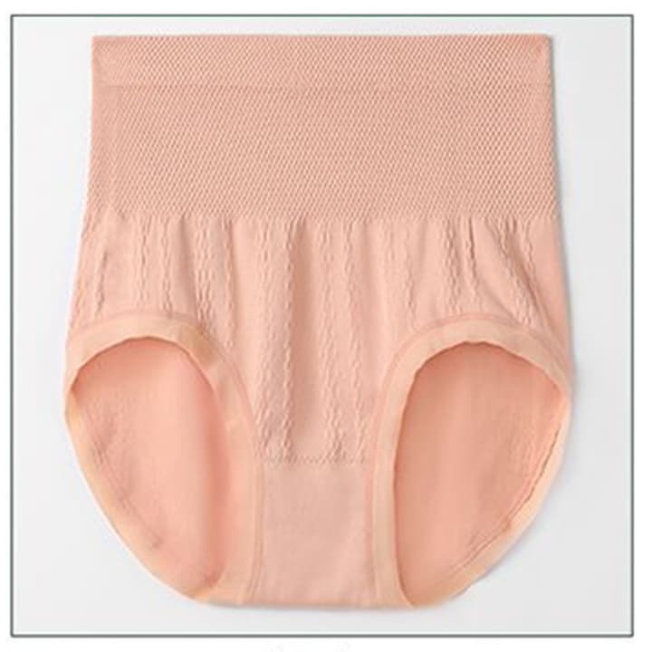 やさしくフィットするサニタリーショーツ